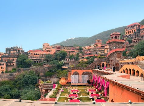 Explore Neemrana